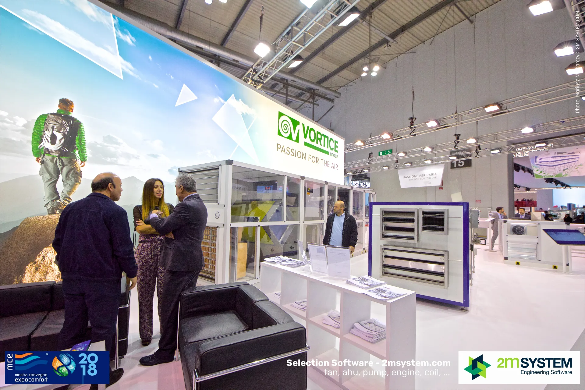 Vortice lounge corner with leather armchairs beside Loran units at MCE 2018