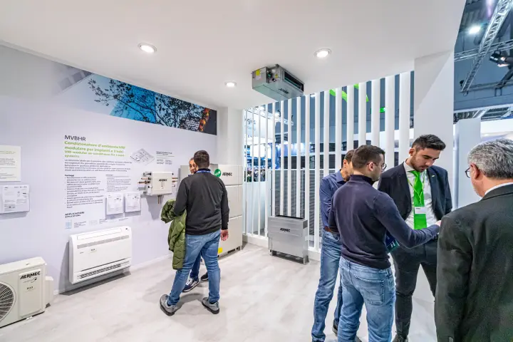 Aermec MVBHR VRF 3-pipe system with indoor and outdoor units at MCE 2024