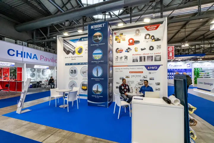 Aeroduct stand with flexible duct and Diamond Tapes graphics