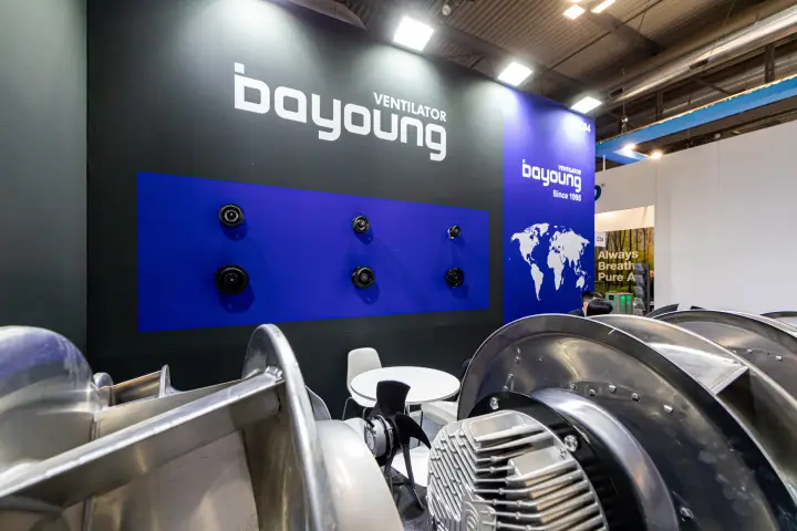 Bayoung back wall with six compact fans behind a finned motor housing at MCE 2024