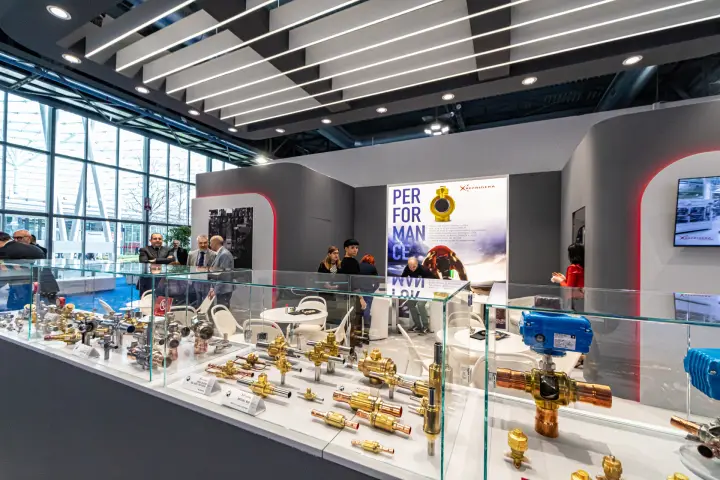 Brass ball valves and an actuated valve in the Refrigera showcase at MCE 2024