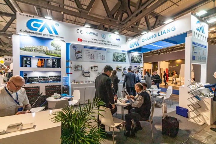 CAI underfloor heating panels and manifolds at the Zhong Liang stand