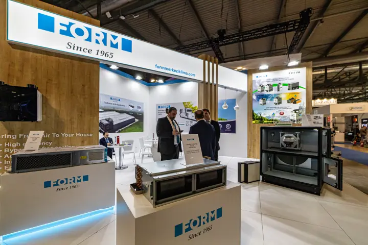 Concealed ceiling fan coil and open air handling section at Form at MCE 2024