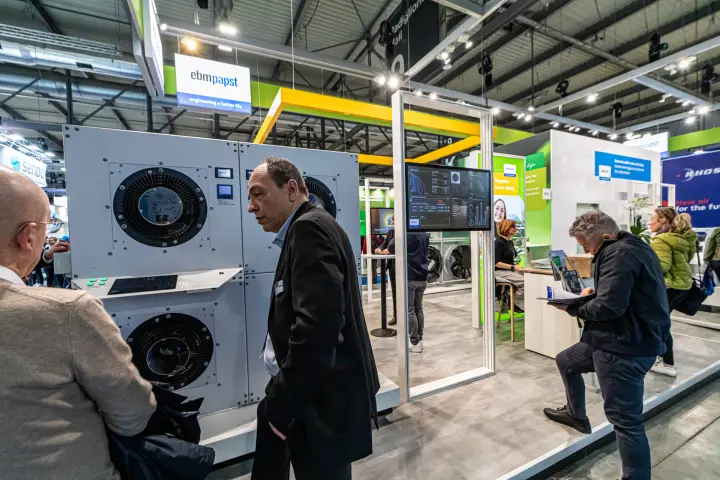 ebm-papst fan wall demonstrator with live THDi readout at MCE 2024