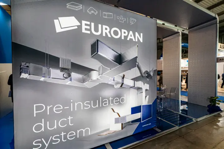 Europan wall graphic for its pre-insulated duct system at MCE 2024