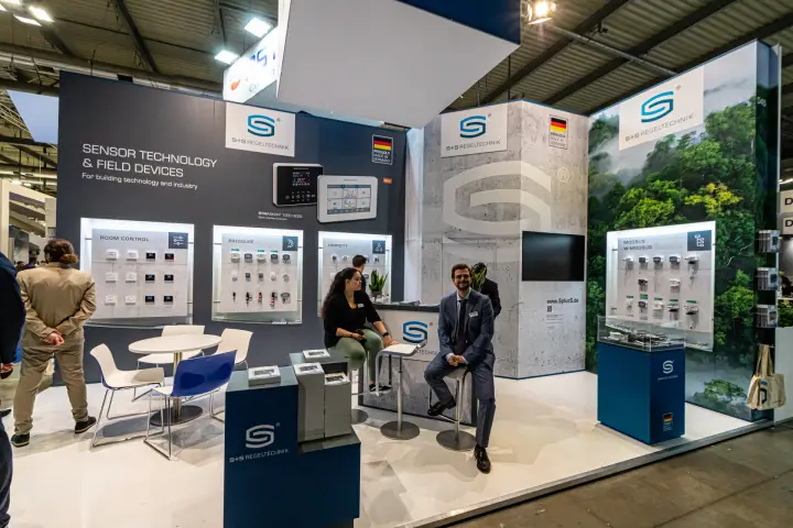 Front view of S+S Regeltechnik stand with Modbus sensor display at MCE 2024