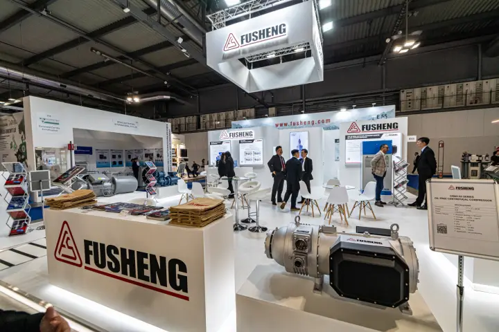 Fusheng CRM150 oil-free centrifugal compressor on display
