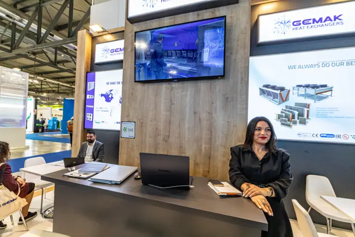 Gemak counter with production video and lit heat exchanger product panel at MCE 2024