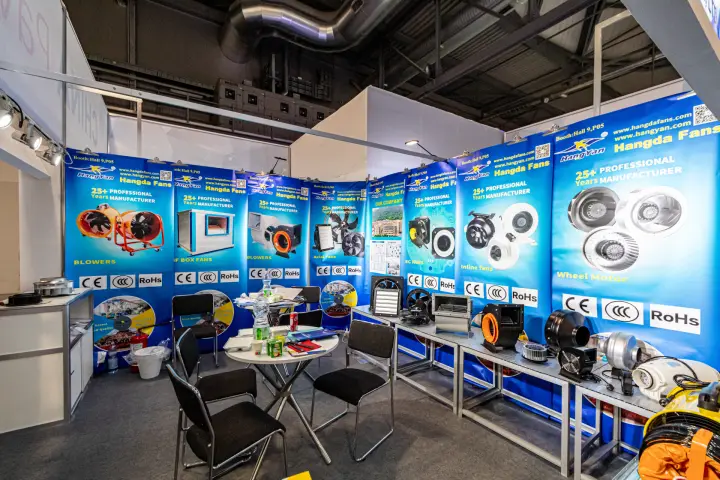 Inline, centrifugal and portable blower samples at the Hangda Fans booth