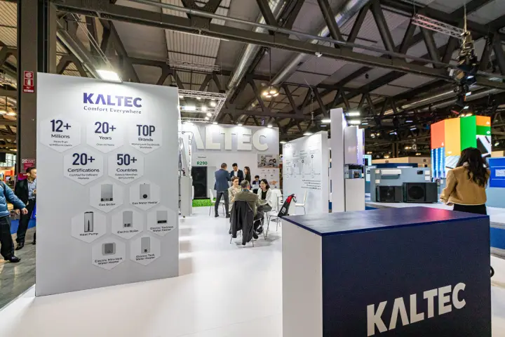 Kaltec entrance panel with company figures and product family icons