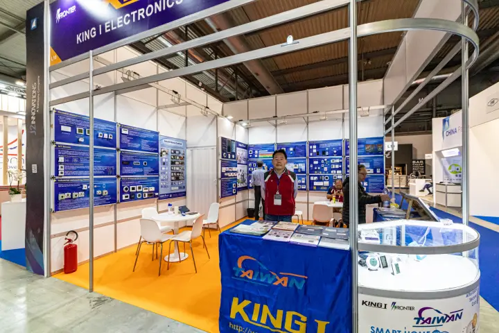 King I Electronics shell-scheme booth L10 with thermostats and IoT sensors at MCE 2024