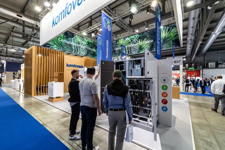 Komfovent KOMBI A9 unit opened to show its internal hydronic components