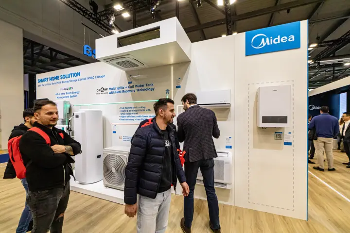 Midea Smart Home Solution corner with MHELIOS and CirQHP heat recovery system at MCE 2024