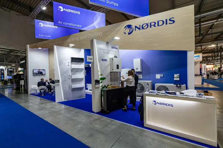 Nordis stand with R290 Ultima heat pump and split air conditioners