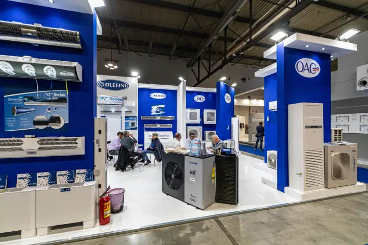 Olefini and OAC stand with air curtains, cassettes and column units