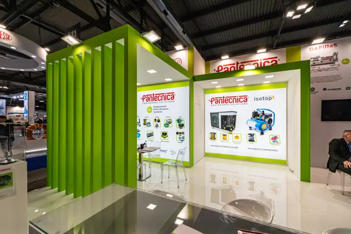 Pantecnica lightboxes on heat pump and compressor vibration isolation