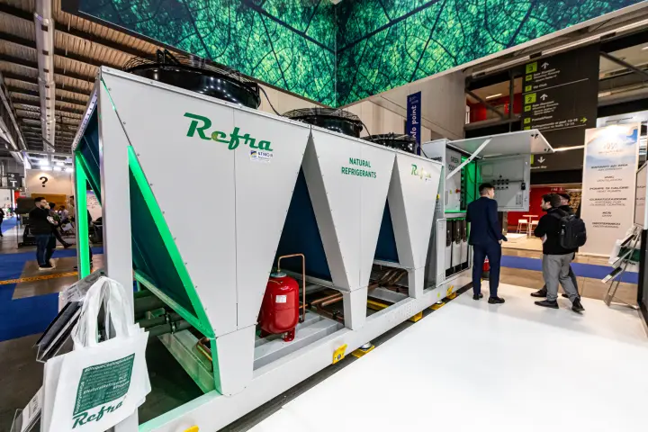 Refra air-cooled unit with V-shaped coils and natural refrigerants label at MCE 2024
