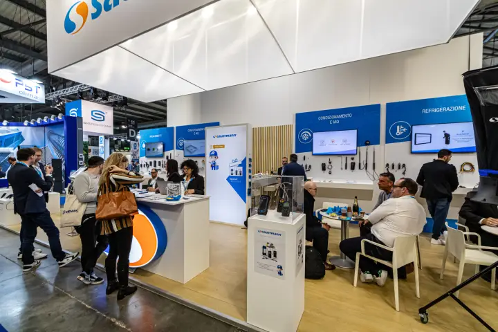 Sauermann instrument walls for heating, air conditioning and refrigeration at MCE 2024