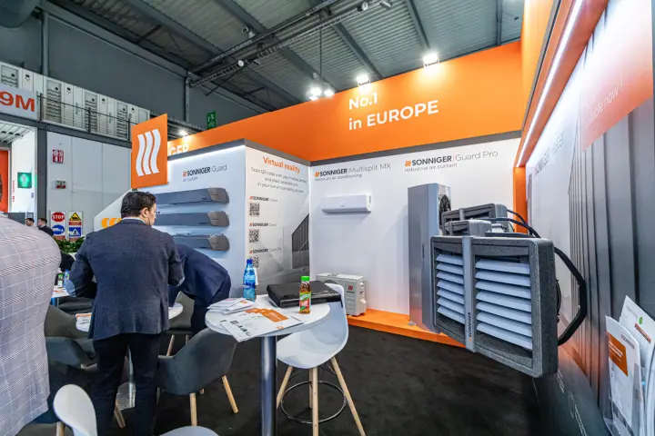 Sonniger 'No.1 in EUROPE' corner with Multisplit MX and Guard Pro units