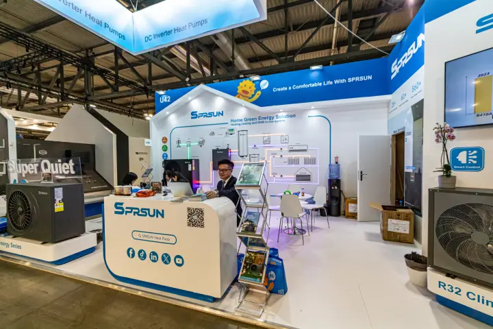 Sprsun reception counter and Home Green Energy Solution wall at MCE 2024