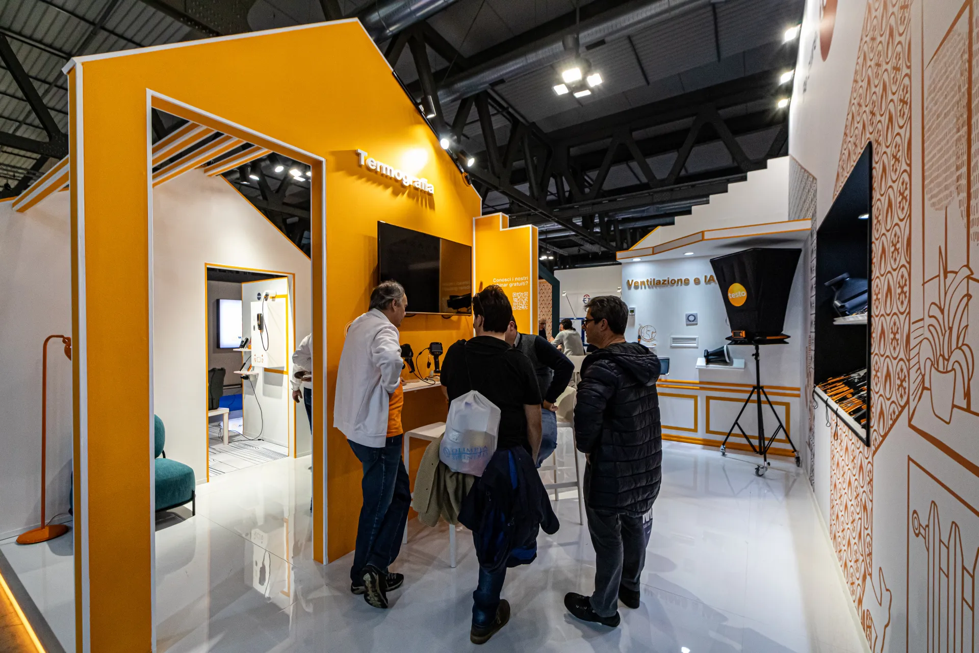 Testo house-shaped thermography room and flow hood on a tripod at MCE 2024