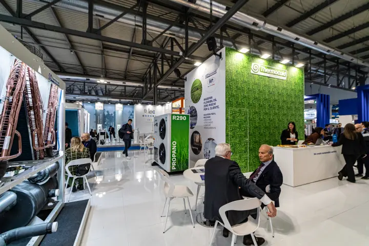 Thermocold rental panel 'Massima flessibilità' and R290 propane unit at MCE 2024