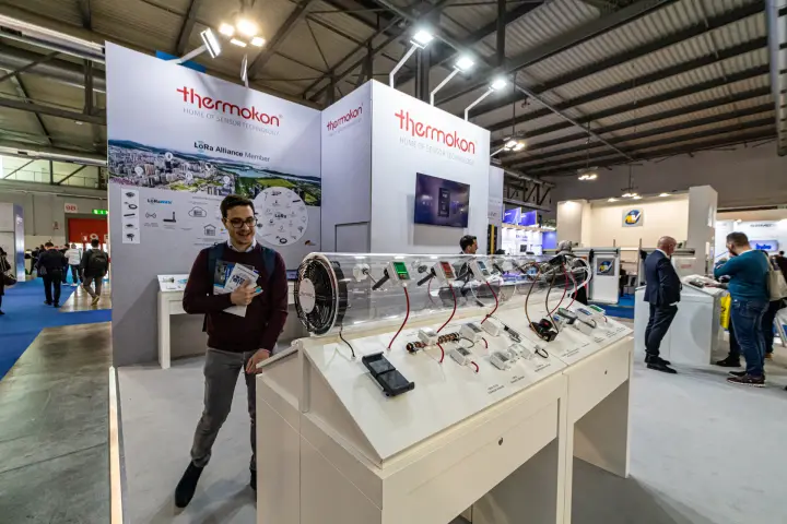 Thermokon duct sensor demo rig with transparent air duct at MCE 2024