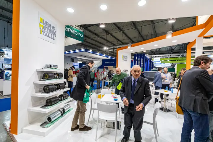 Twin blowers and tangential fans on shelves at Euro Motors Italia at MCE 2024