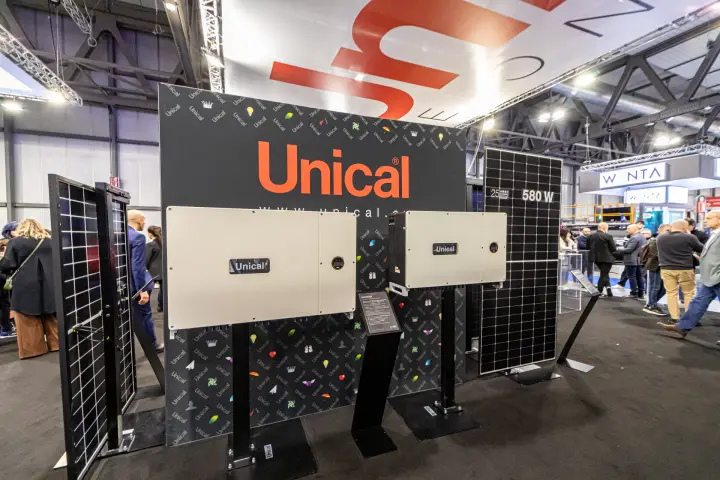 Unical solar inverters and 580 W photovoltaic panels on a patterned wall