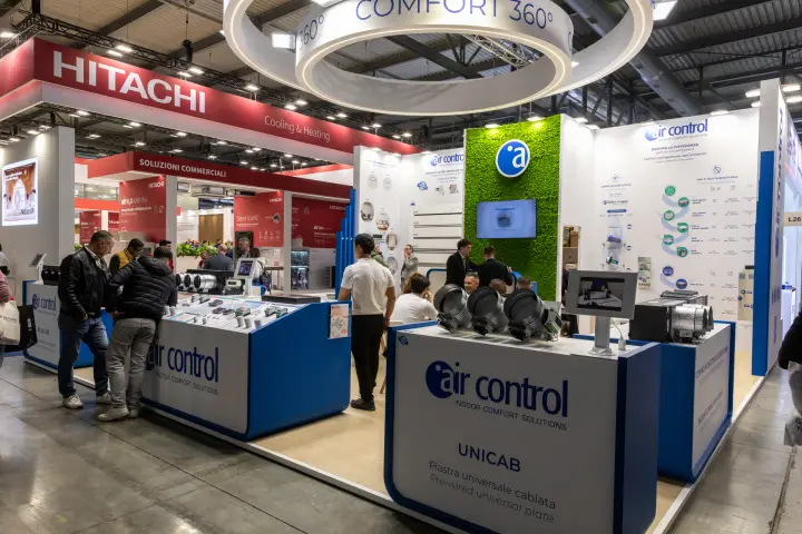 Air Control stand with UNICAB plate, zoning dampers and Comfort 360° ring at MCE 2026