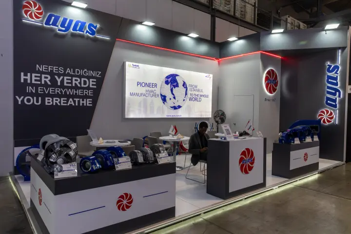 Ayas fan stand with Turkish-English slogan wall and centrifugal blowers at MCE 2026