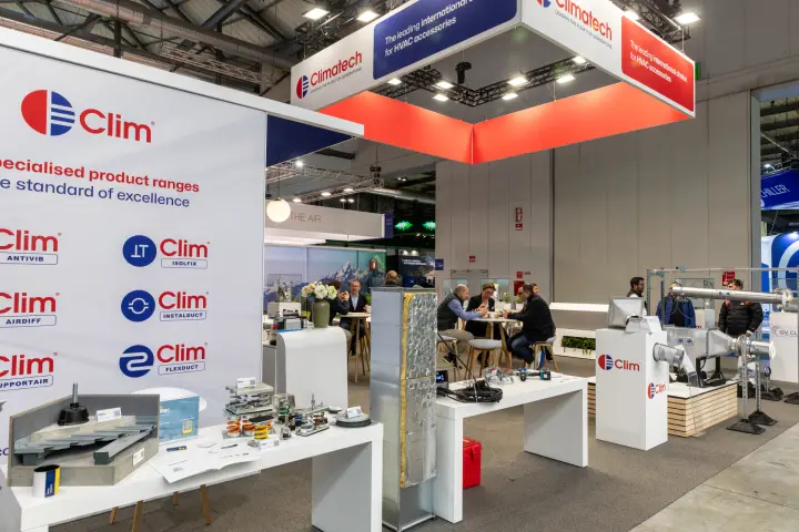 Clim product range wall with anti-vibration mounts and duct samples at MCE 2026