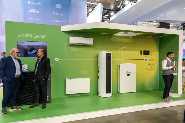 Clivet 'Smart Living' display with split unit, hot water cylinder and Hiconics unit at MCE 2026