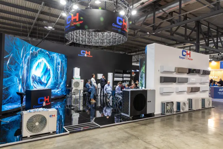 Cooper & Hunter stand with ice cave LED wall, split units and heat pumps at MCE 2026