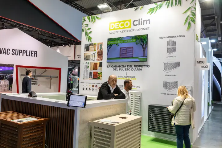 DecoClim stand with louvred aluminium covers for outdoor AC units at MCE 2026