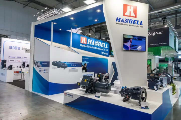 Hanbell stand with screw compressors and RE-BMI-DC data centre panel at MCE 2026
