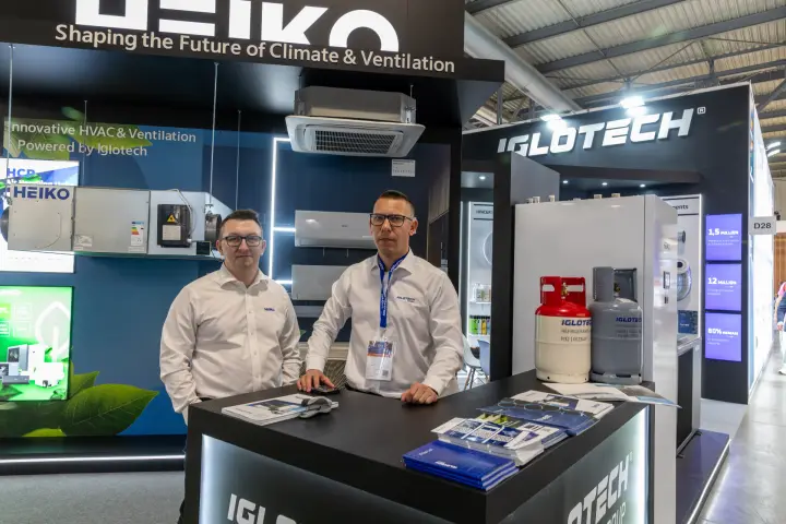 Heiko and Iglotech stand with split units and refrigerant cylinders at MCE 2026