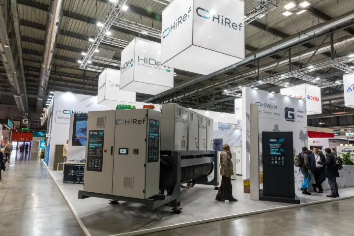HiRef XTW unit and NRG panel under hanging HiRef and HiDew cubes at MCE 2026