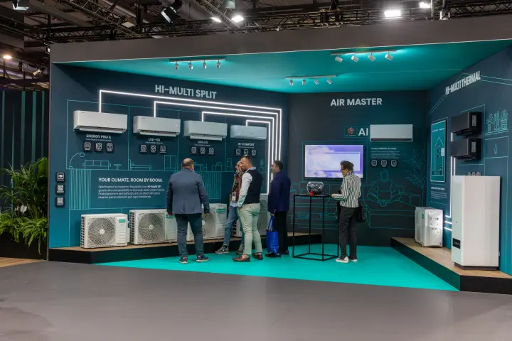Hisense Hi-Multi Split and Air Master displays with wall and outdoor units at MCE 2026