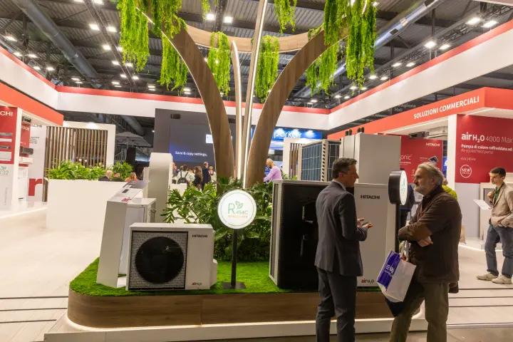 Hitachi air H2O heat pumps with R454C refrigerant on a green platform at MCE 2026