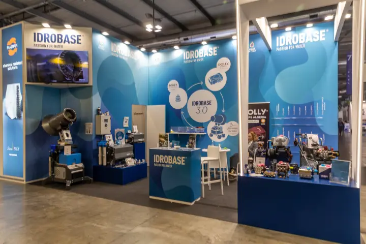Idrobase stand with Dolly pumps, a misting cannon and the Idrobase 3.0 graphic at MCE 2026