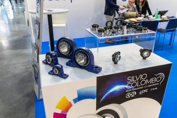 Silvio Colombo pillow block bearing units and insert bearings on display