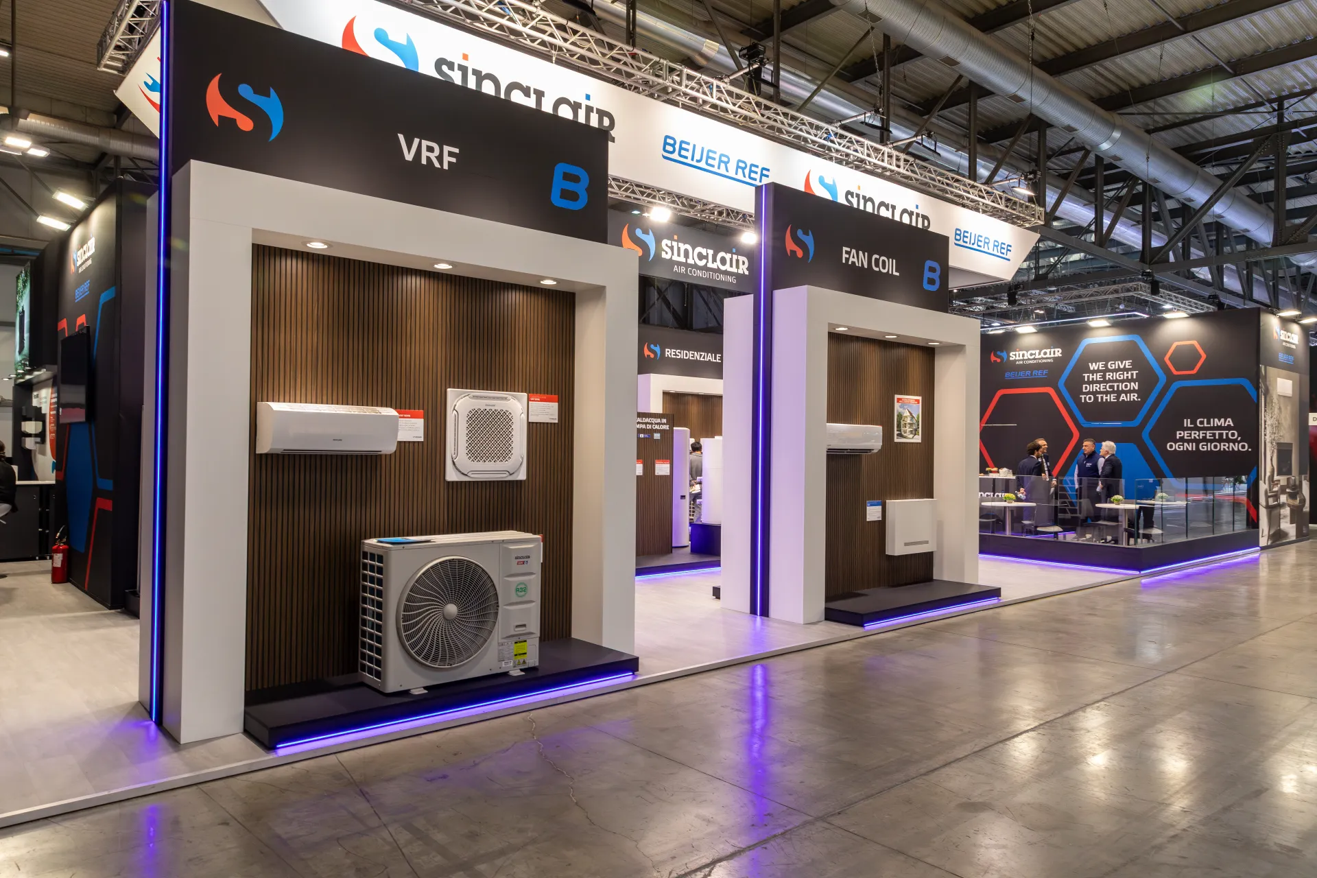 Sinclair stand with VRF and fan coil display bays at MCE 2026