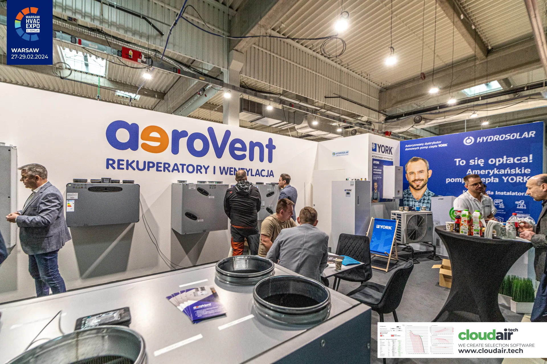 Aerovent recuperators next to the Hydrosolar corner with York heat pumps at Warsaw HVAC Expo 2024