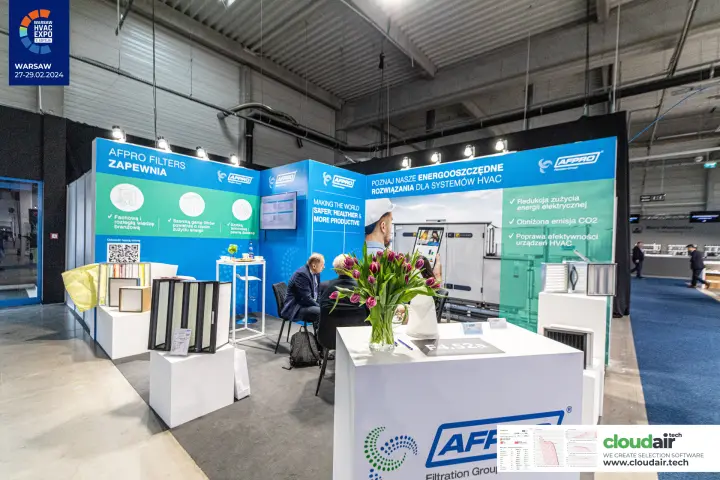 AFPRO Filters stand F4.52a with bag, panel and compact filters on white plinths