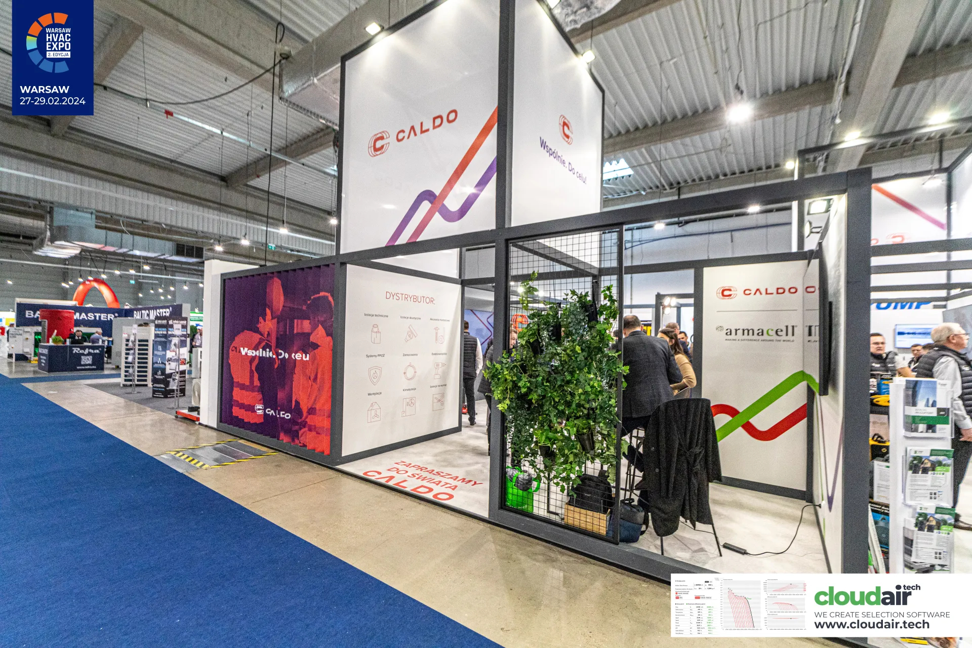 Caldo stand with dark frame structure, plant screen and Armacell partner wall at Warsaw HVAC Expo 2024