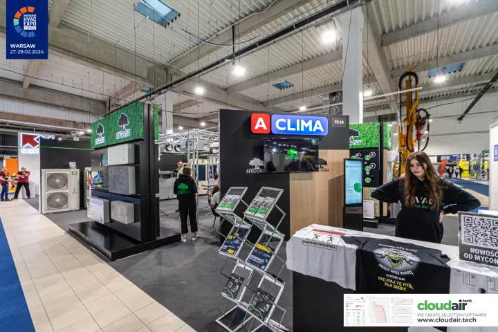 A Clima stand with Mycond moss walls, touchscreen kiosk and outdoor unit at Warsaw HVAC Expo 2024