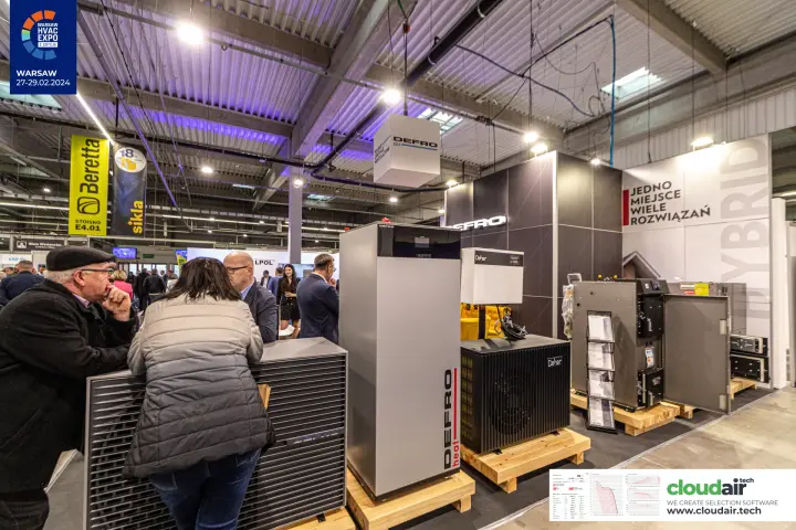 Defro heat pumps and boilers under the 'Jedno miejsce wiele rozwiązań' wall at Warsaw HVAC Expo 2024