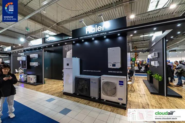 Haier 'Certyfikowane pompy ciepła' wall with Super Aqua units at Warsaw HVAC Expo 2024