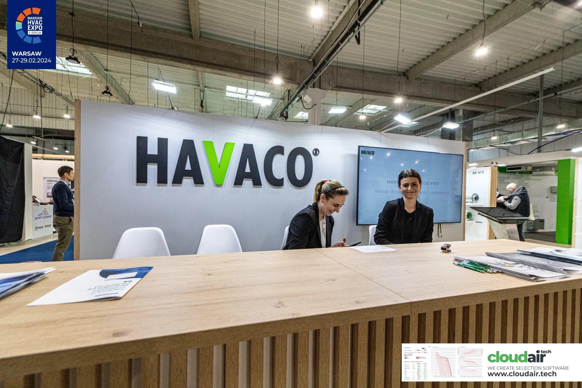Havaco reception counter with a slatted oak front at Warsaw HVAC Expo 2024